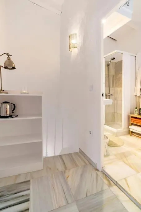 Linda Casita En El Casco Antiguo De Marbella Villa